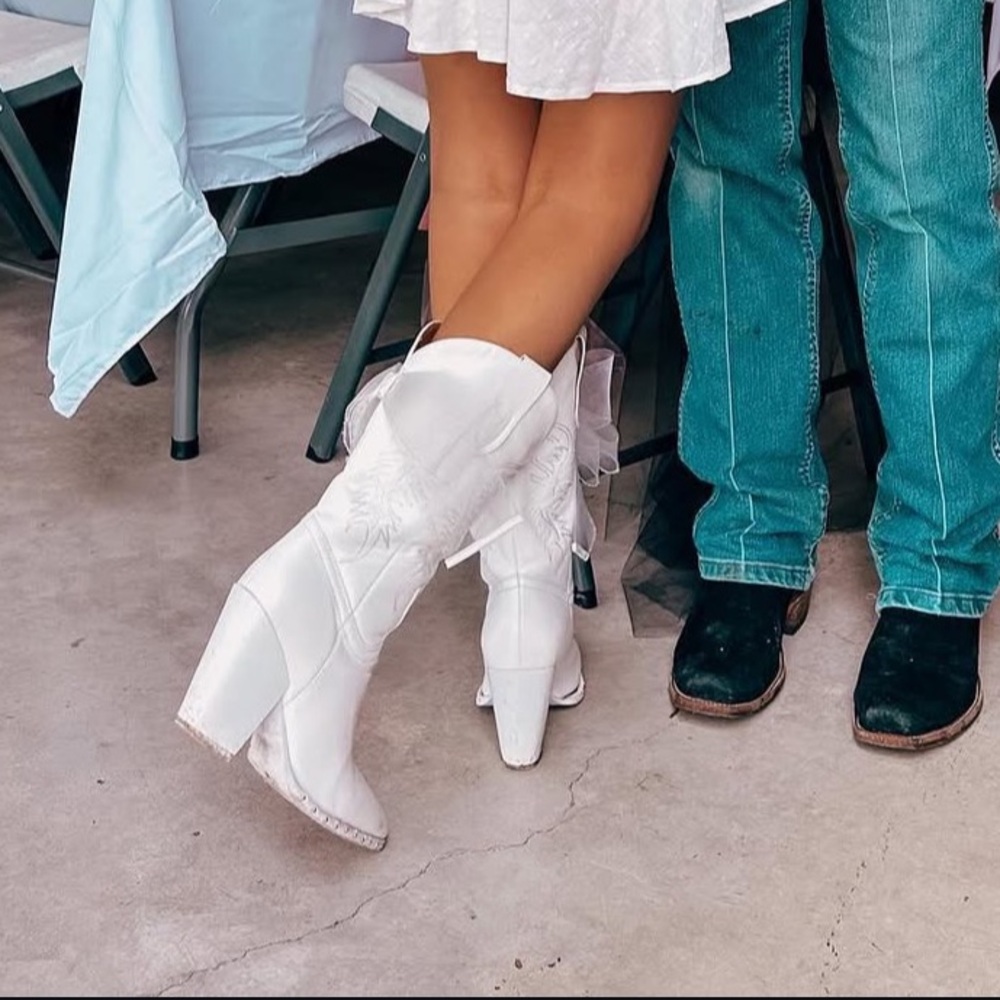 White Cowboy Boots with Bow